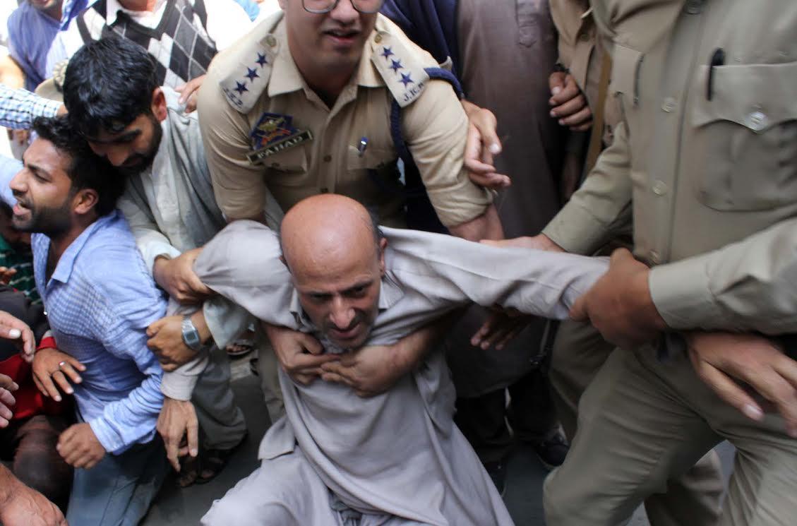 Police foil AIPs UN march, detain Rashid, his party activists