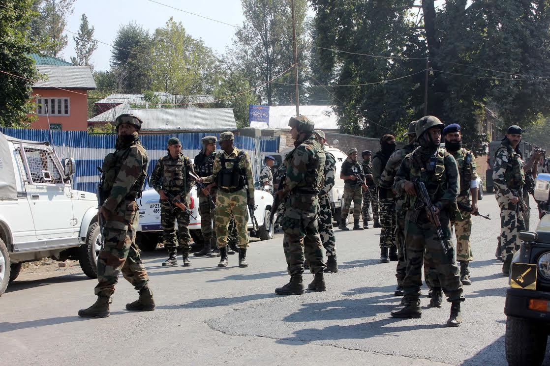 Three CRPF troopers injured in grenade blast in Anantnag