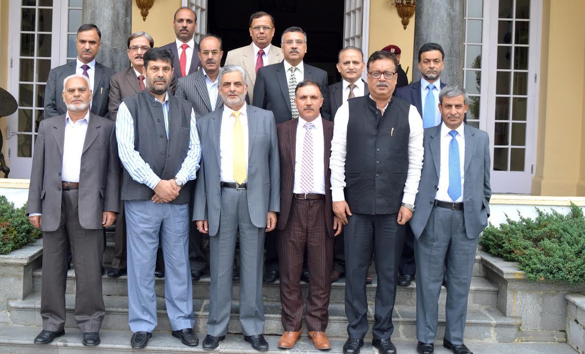 Mushtaq Ahmad completes term as Chairman J&K Bank