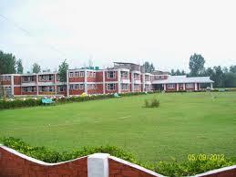 Parents accuse school of ‘blackmailing’