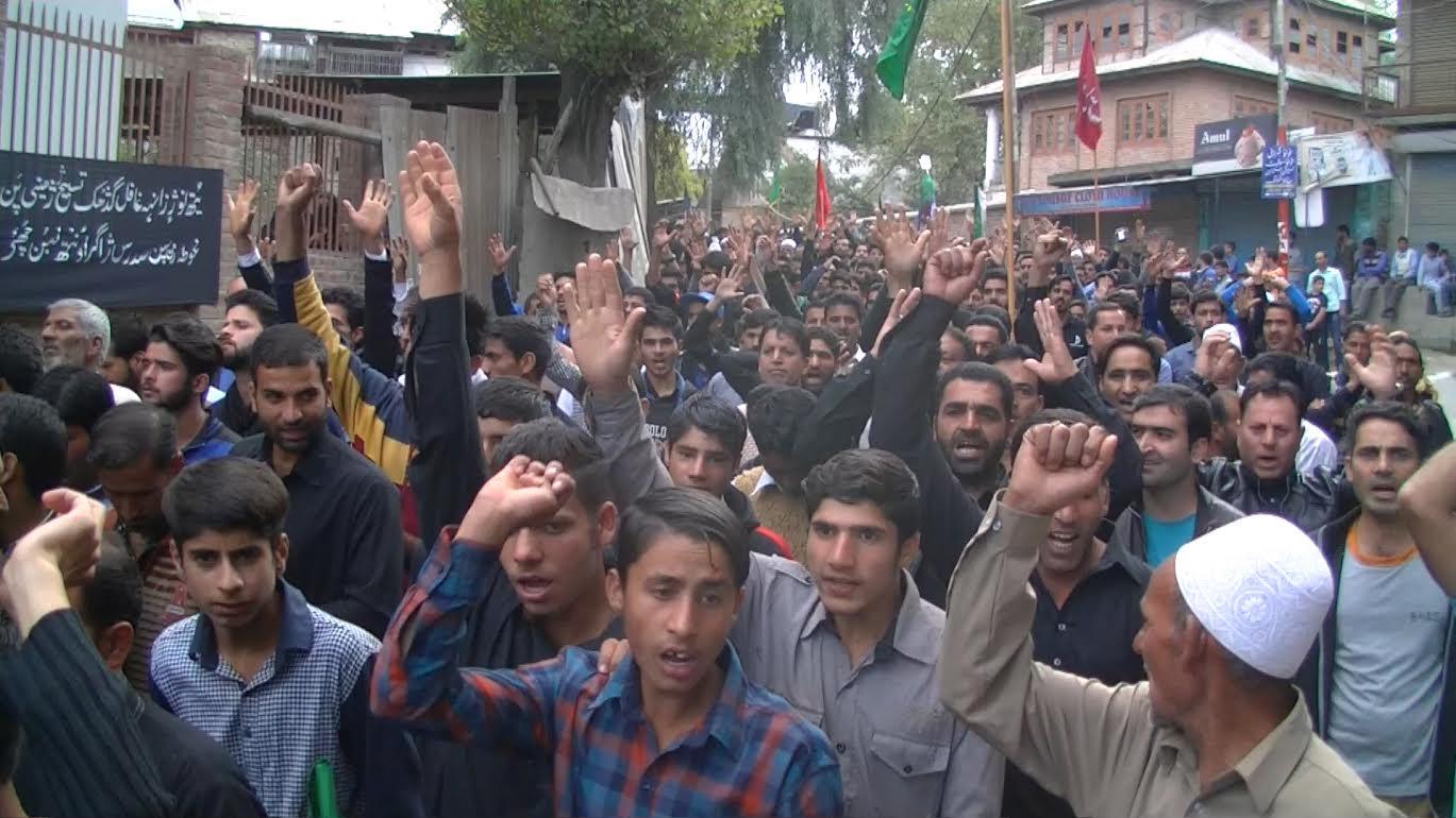 Anjuman-e-Sharie continues Muharram processions across Valley
