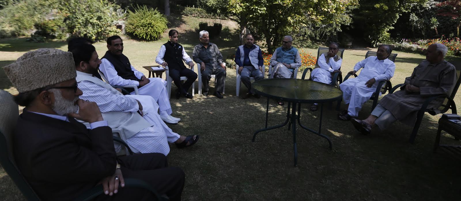 Dr. Farooq presides over meeting of J&K opposition parties