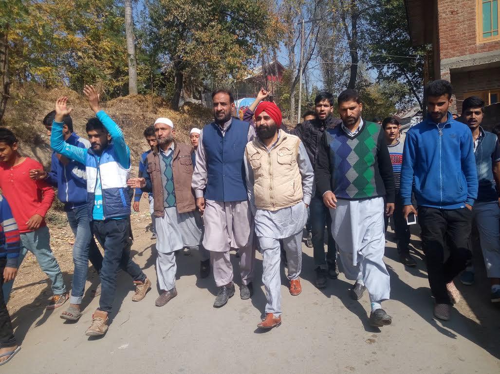 Hurriyat Sikh leader visits Budgam