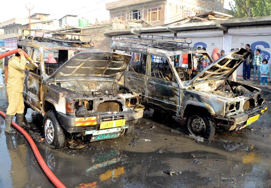 Two vehicles torched in Srinagar