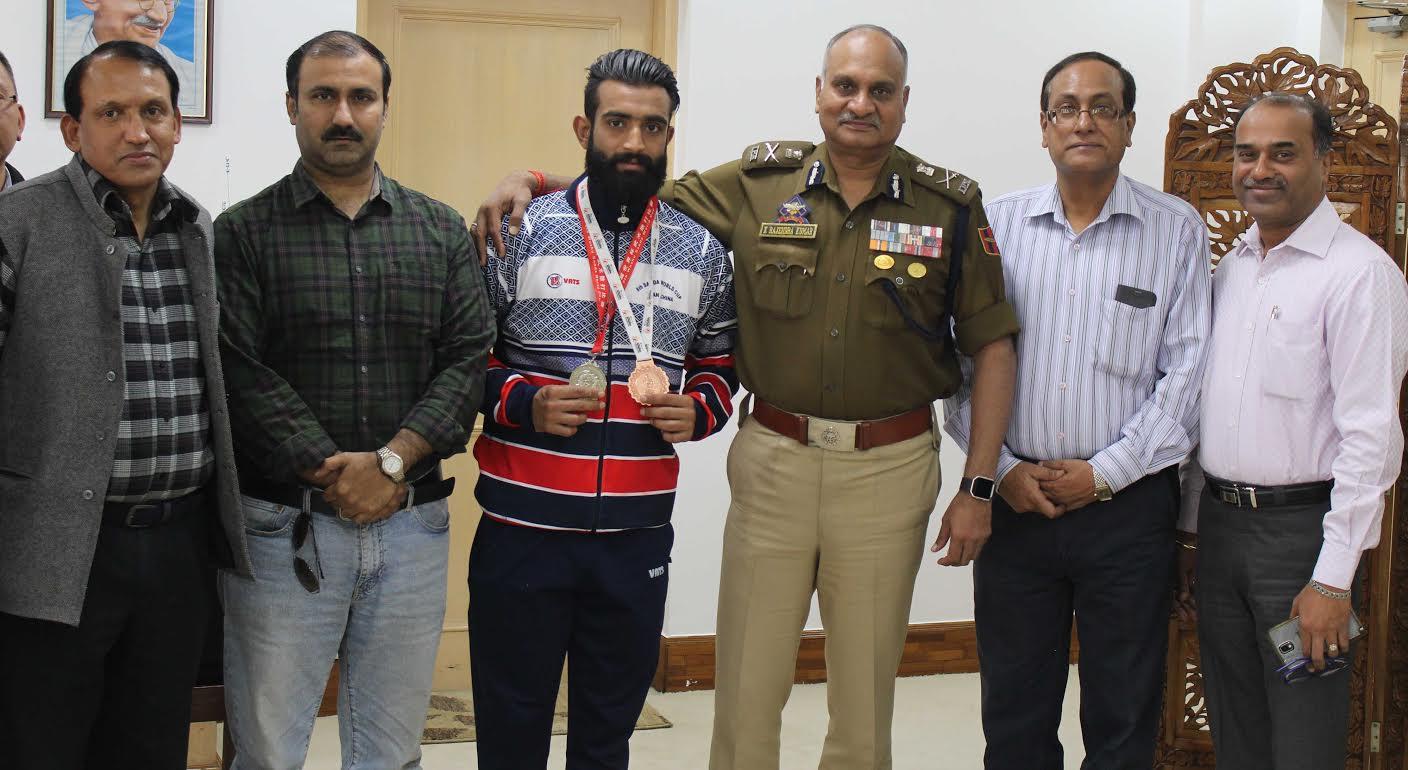 DGP felicitates Surya Bhanu Partap Singh, Kuldeep Handoo of JK Police