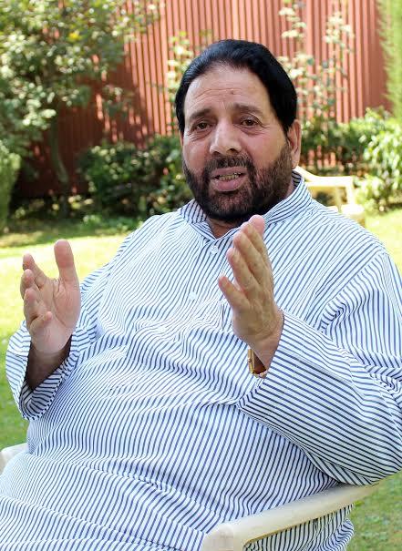 De-escalate tension at the borders: Hakim Yasin to Indo-Pak govts