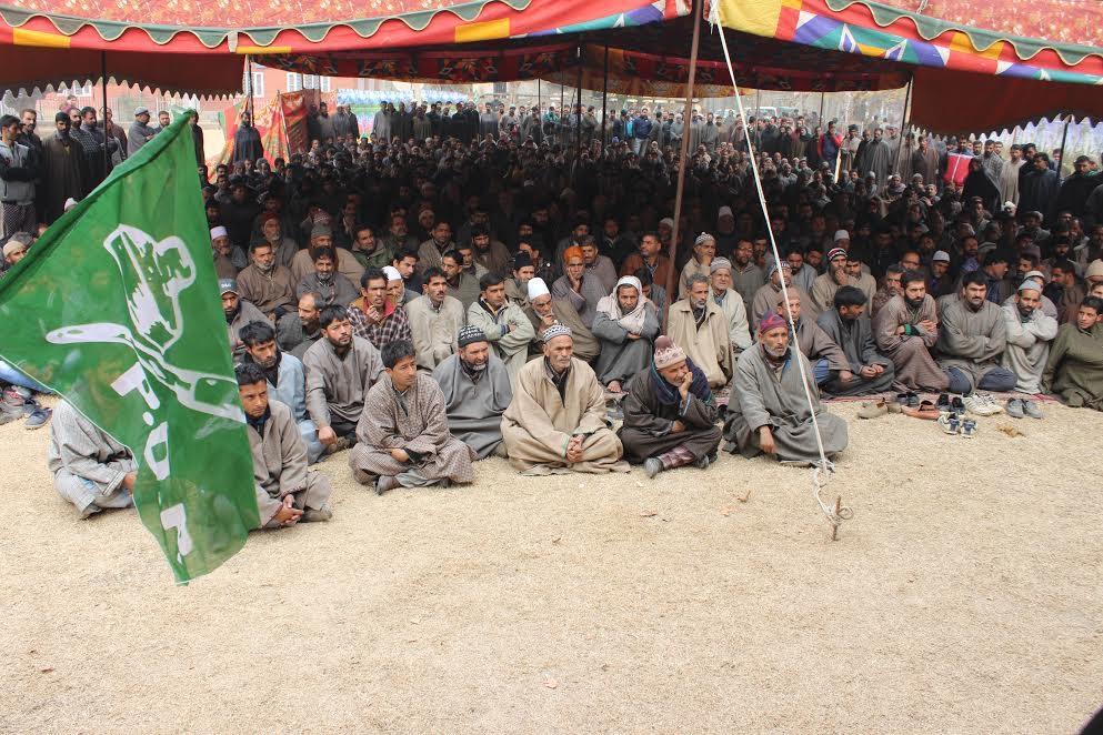 Hundreds of NC workers Joins PDP