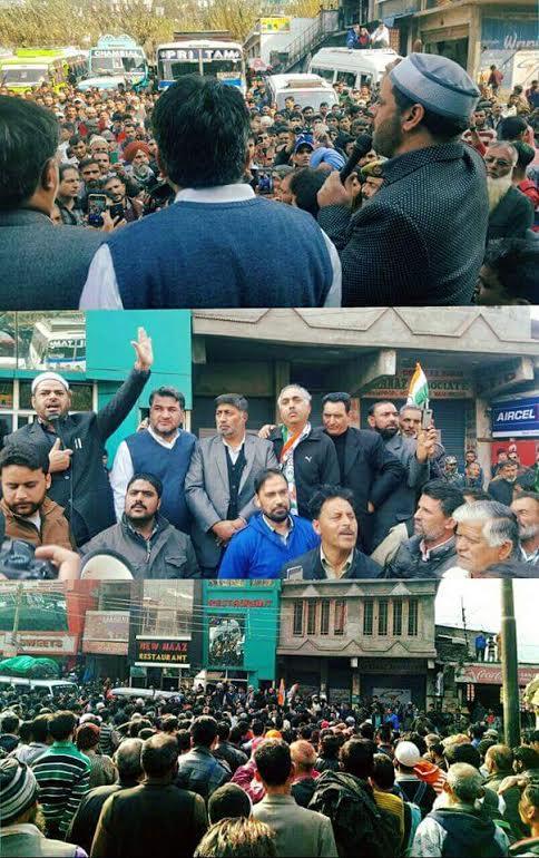 Congress stages protest on Highway at Ramban