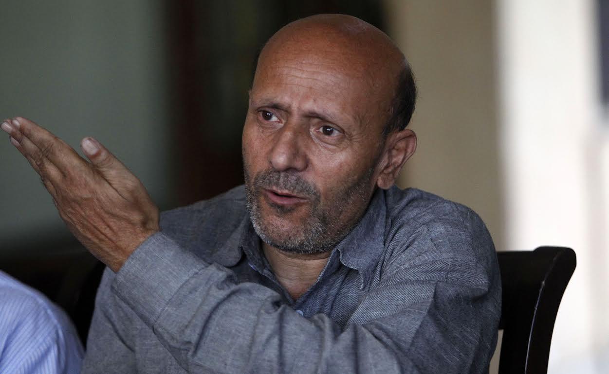 Er. Rasheed seeks support for plebiscite