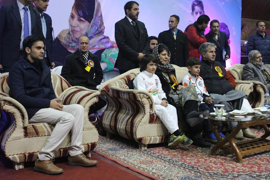 CM felicitates Tajamul, Hashim