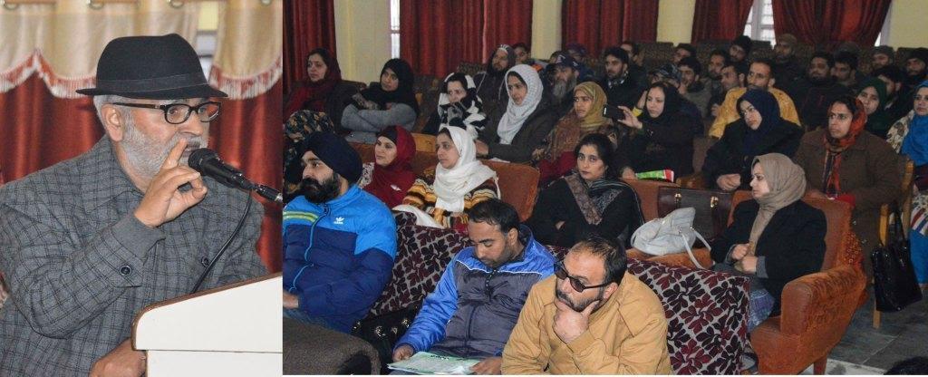 Colleges to be connected via EDUSAT by March 2017: Naeem Akhtar