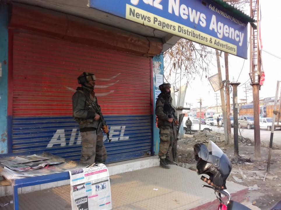Pampore attack; three army soldiers killed
