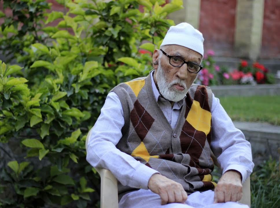 Eminent writer, poet, Prof Firaq passes away
