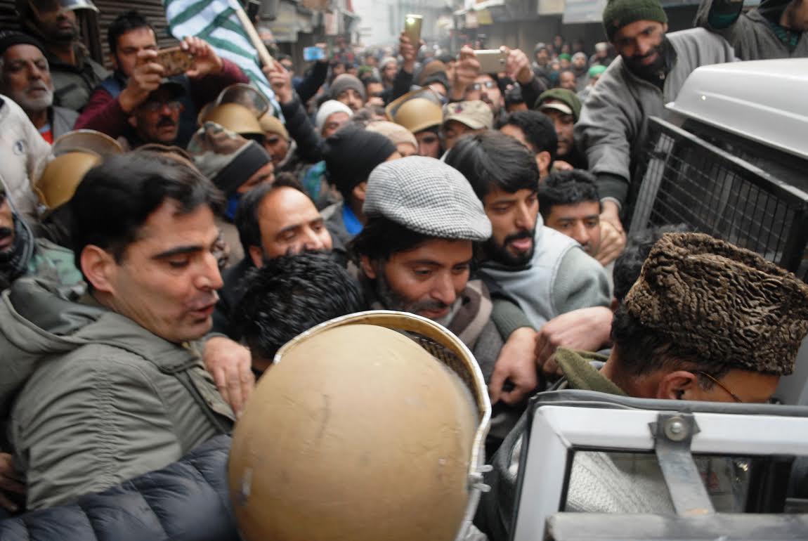 JKLF stages protest over domicile certificates to WPRs