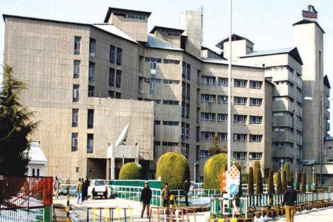 SKIMS cancels advertisement notice OF Senior Residents