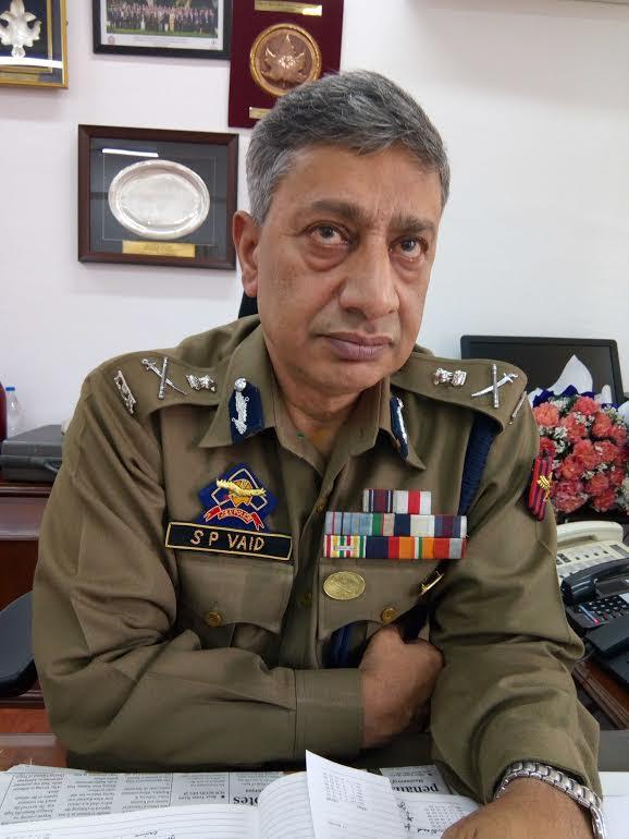 Ensure basic facilities for policemen on guard duties: DGP