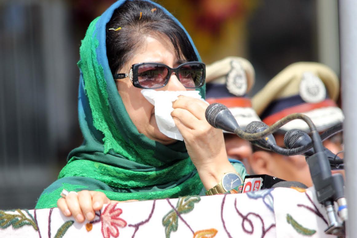Mehbooba expresses grief over demise of Begum Bakshi