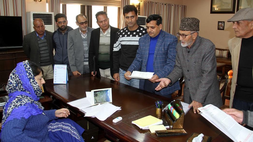 Deputations from Jammu, Bhaderwah meet Chief Minister