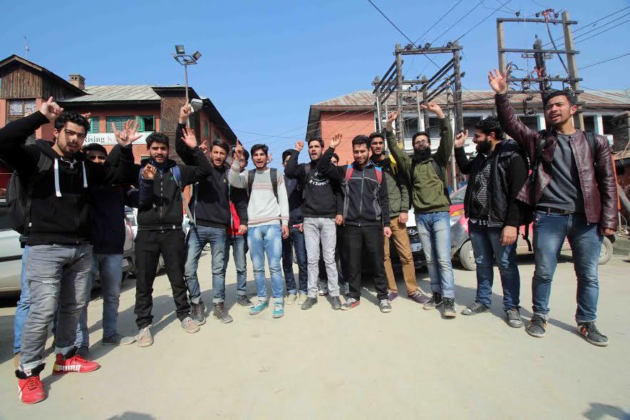 Engineering students protest against Technical Board