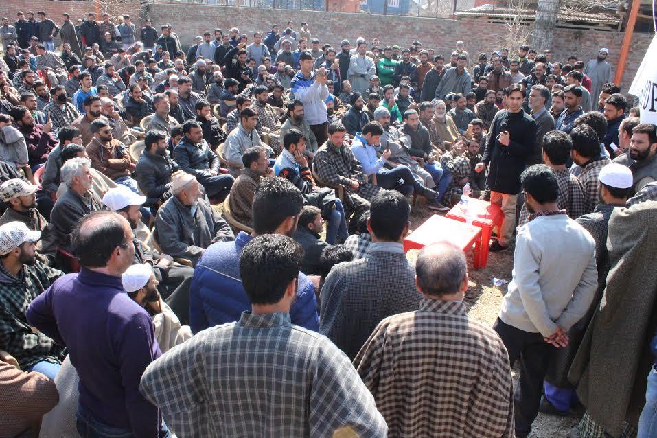 Youth PDP holds convention in Pulwama, hundreds of youngsters joined Party