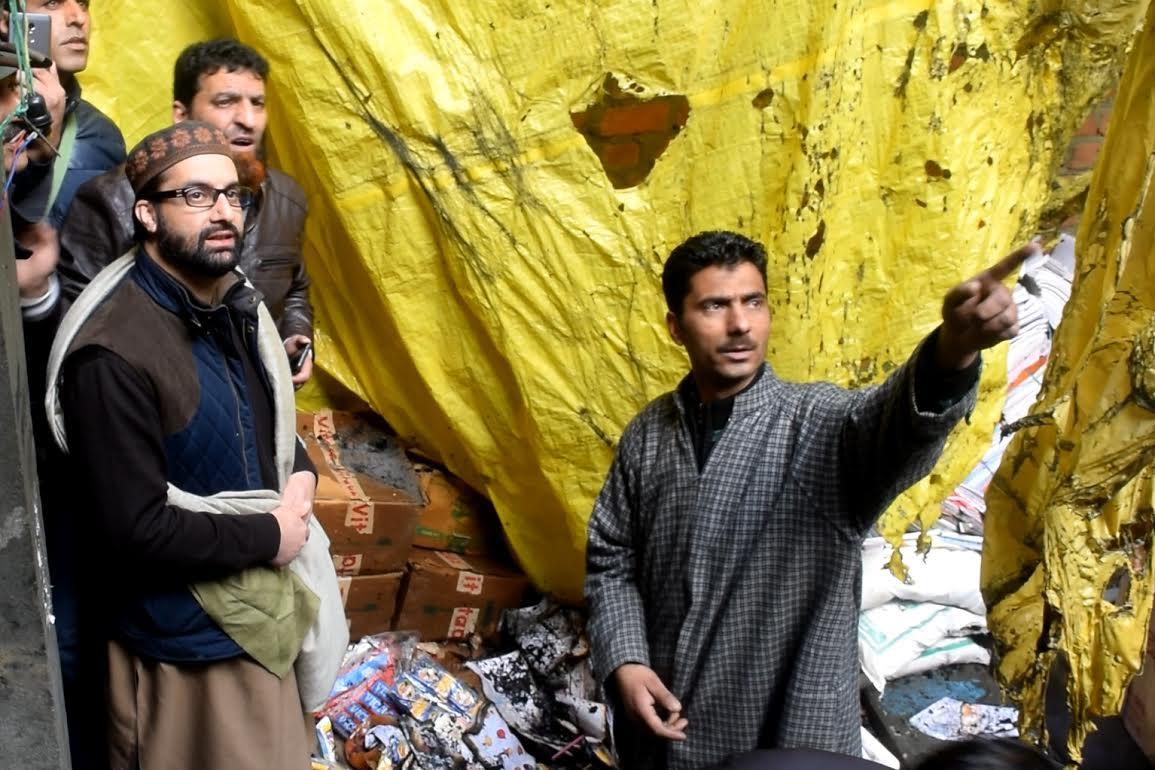 Mirwaiz visits Bohri Kadal