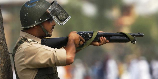 Hurriyat (G) concerns over Govt decision of adding more pellet guns