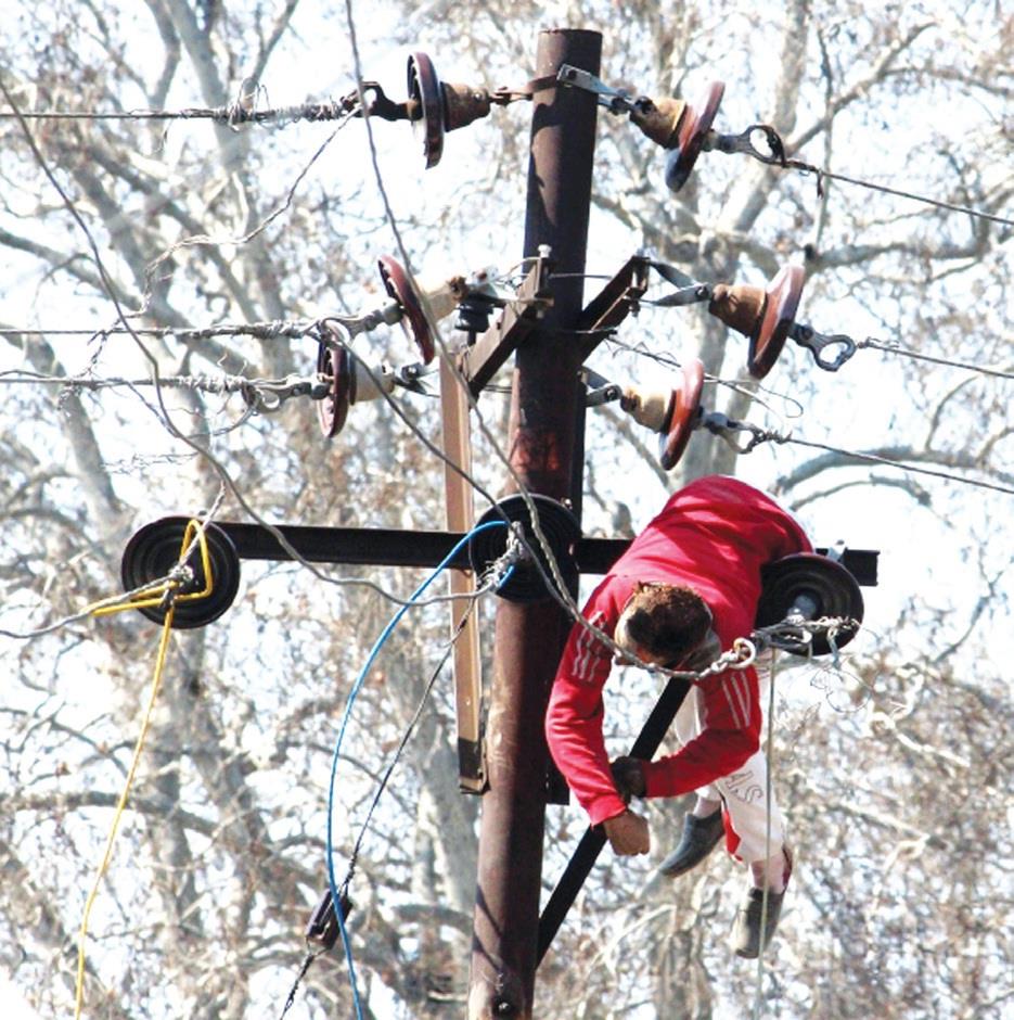 Death of Lineman: