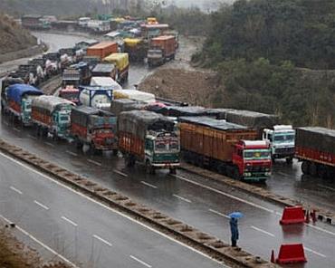 Jammu-Srinagar highway closed due to landslides