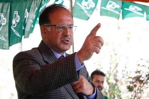 Karra greets people on Nauroz