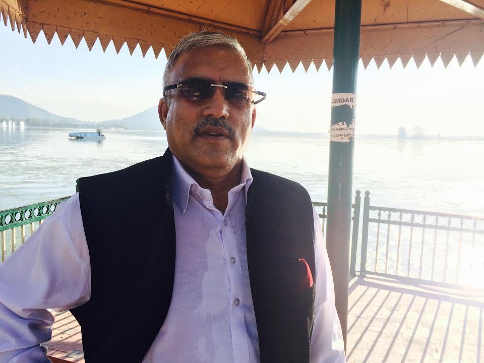 Hashim Qureshi expresses grief over Chadoora youth killings
