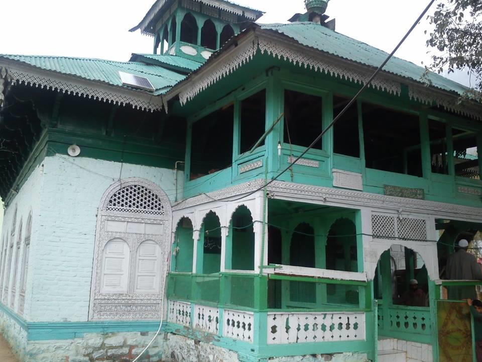 Non-availability of electricity leaves patients to suffer at PHC Tujjar Shareef