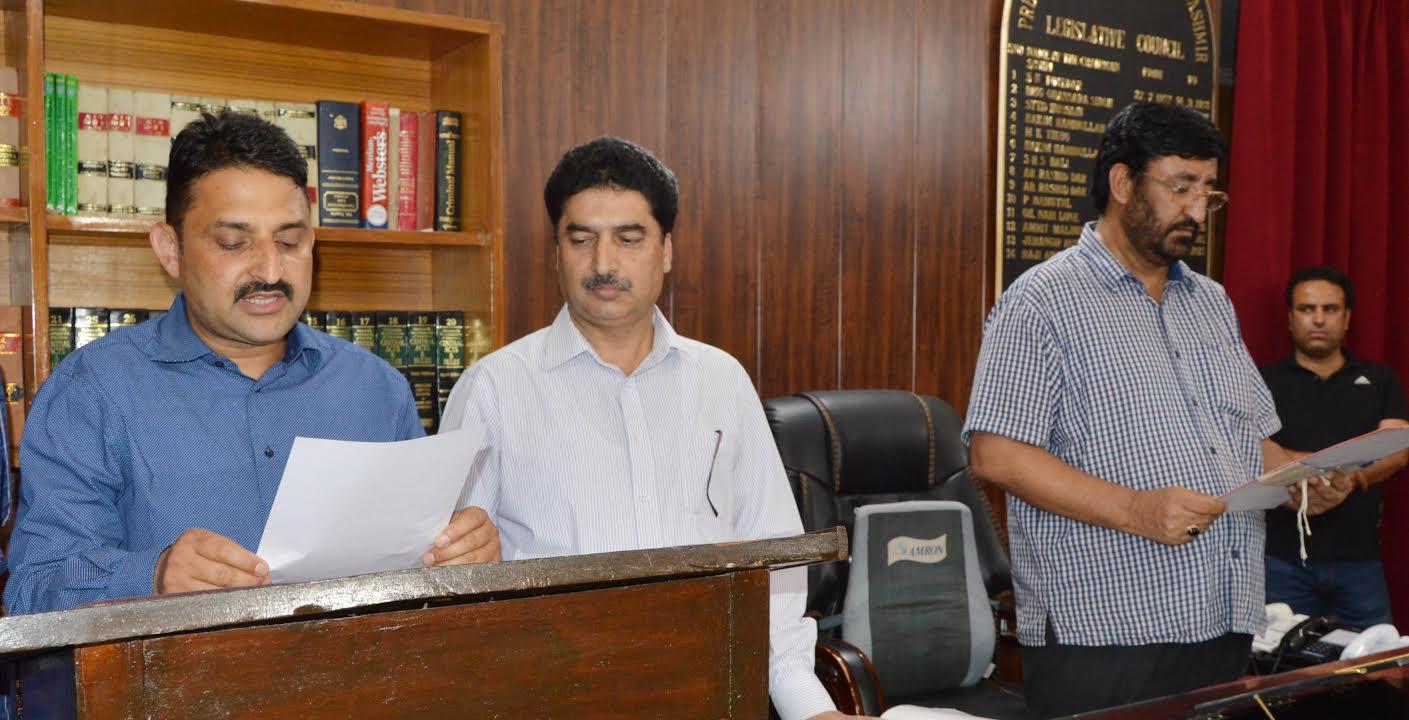 Yasir Reshi administered oath as MLC