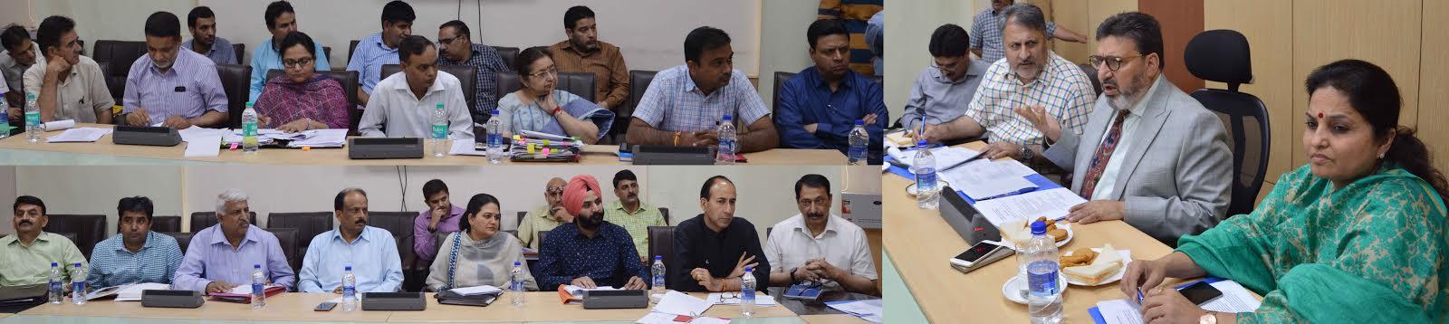 Altaf Bukhari reviews functioning of Higher Education Department, registration for PMSS