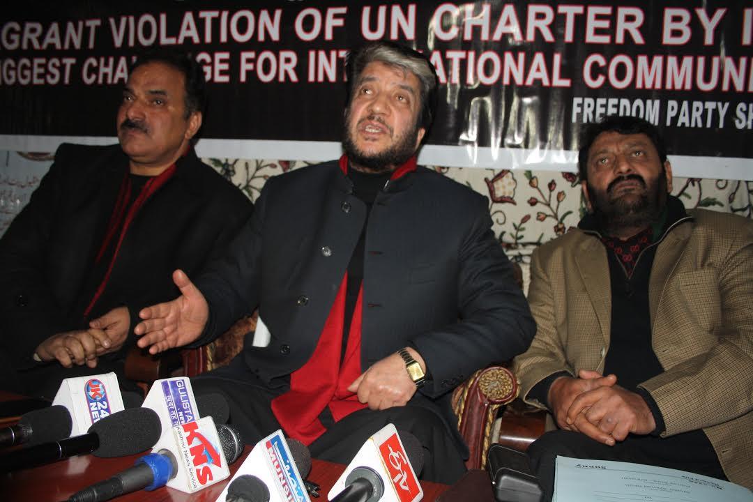 Shah pays tributes to Amanullah Khan