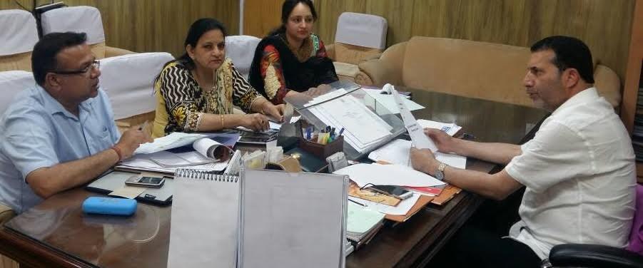 Secretary Tourism discusses Floriculture plan outlay for Jammu