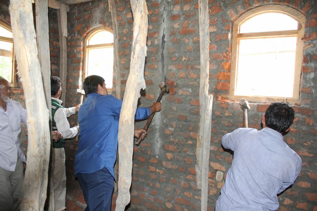 LAWDA demolishes eight illegal structures
