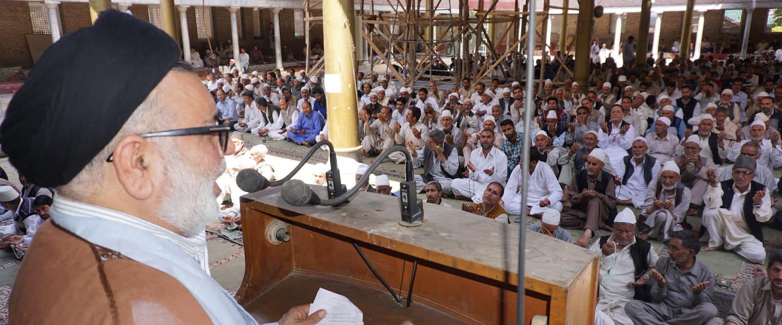 Aga Hasan pays tribute to Mirwaiz Molvi Farooq, Abdul Gani Lone