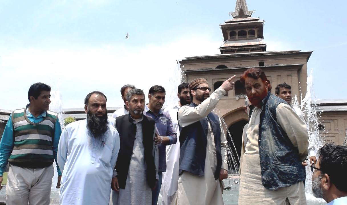 Deployment of forces around Jamia Masjid causes inconvenience to worshipers: Anjuman-e-Auqaf