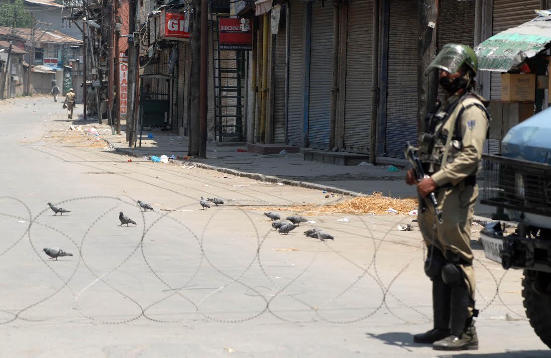 Restrictions imposed around encounter sites in Baramulla