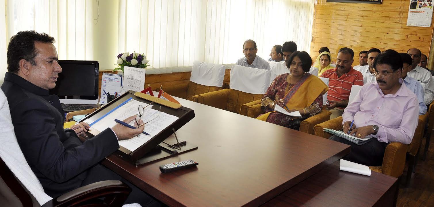 Zulfkar for availability of essentials, frequent marketing checking
