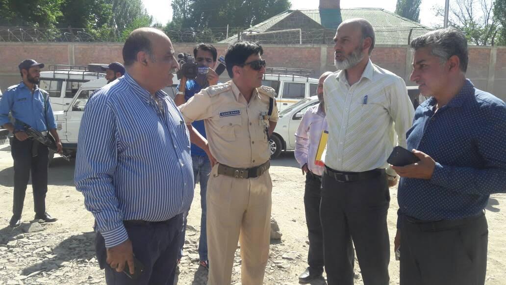 Transport Commissioner visits city areas