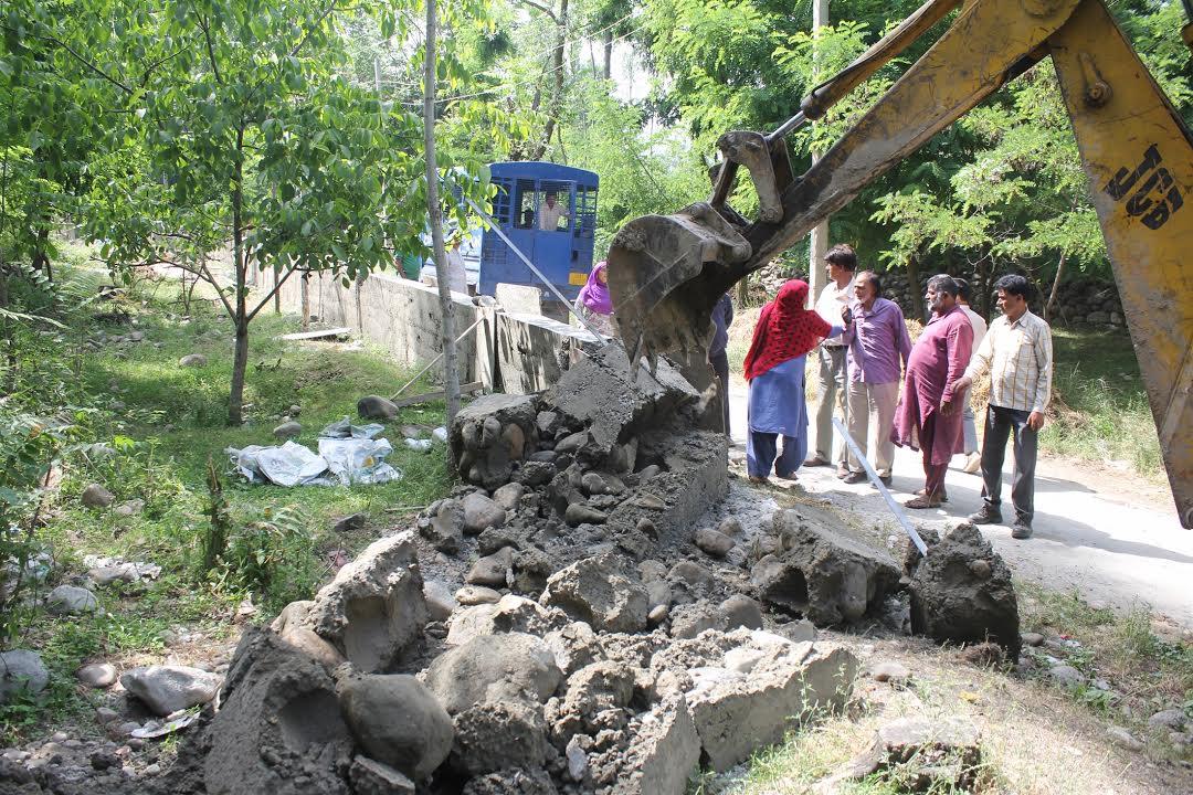 LAWDA demolishes several illegal structures