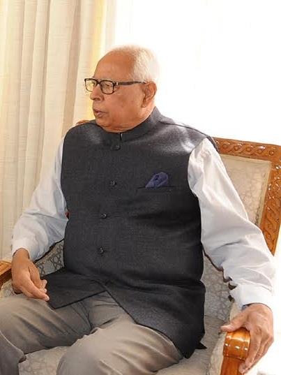 Governor pays tributes to Mirza Mohammad Afzal Beg