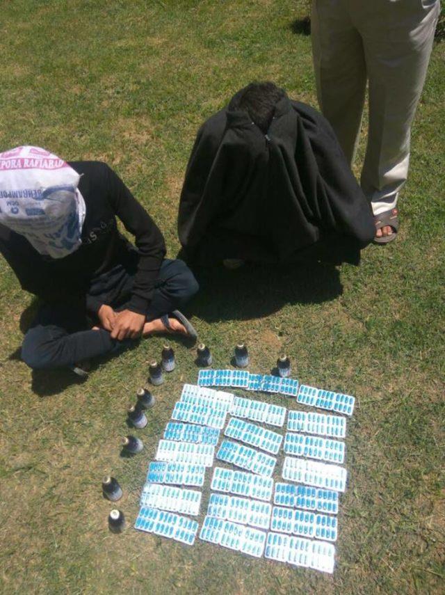 2 drug peddlers arrested by Rafiabad police