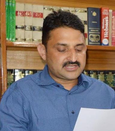 Yasir Reshi expresses grief over killing of a cop, youth