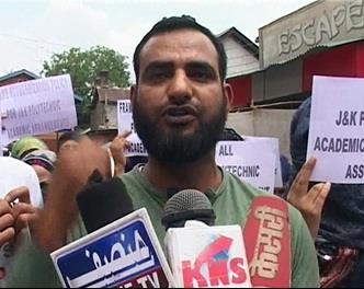 JKPAAA protests against Govt