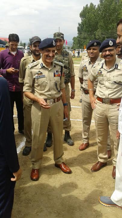 DIG CKR inaugurates T-12 Cosco tournament at DPL Budgam