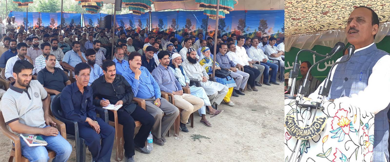 Youth bringing laurels to JK in sports arena: Abdul Haq