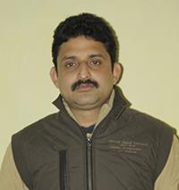 Yasir Reshi condemns killing of Yatris