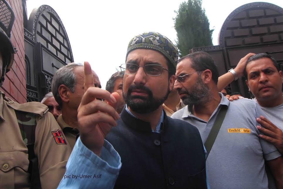 Mirwaiz will leave towards Mazaar-e-Shohadaa at 3pm